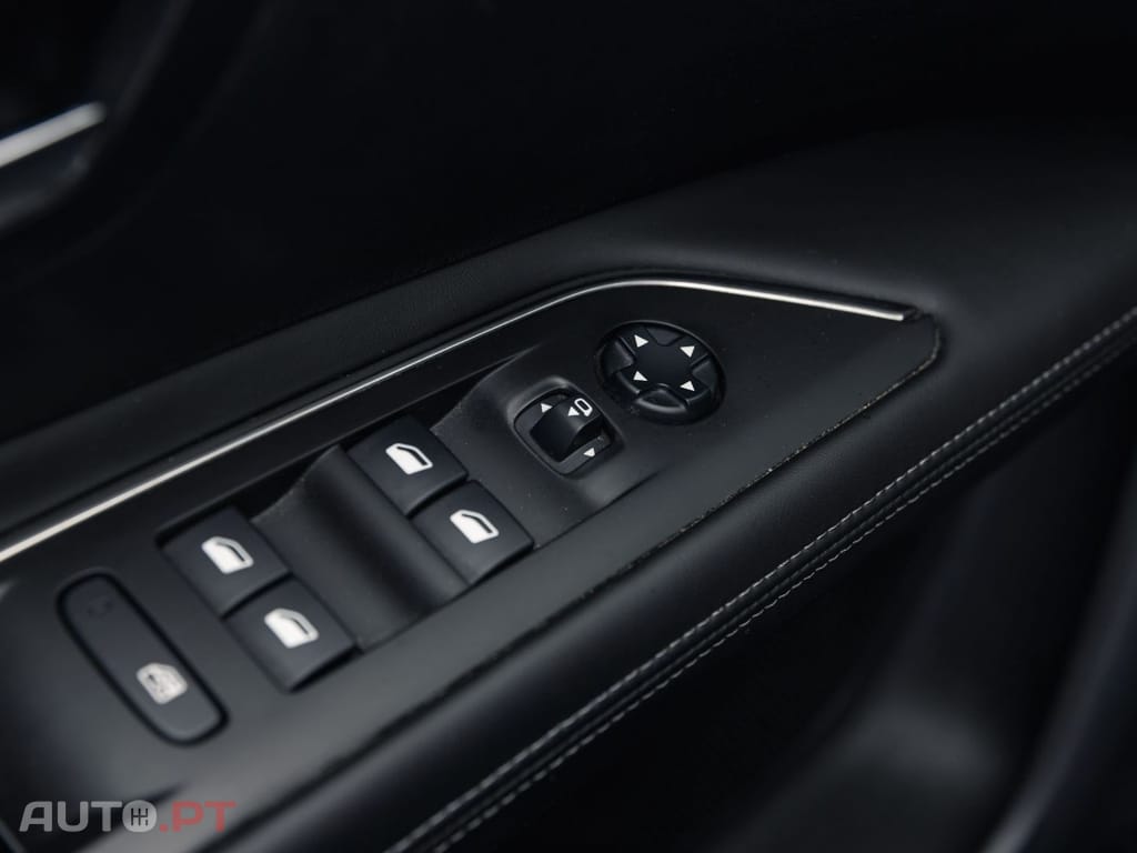 Peugeot 3008 1.2 PureTech Allure