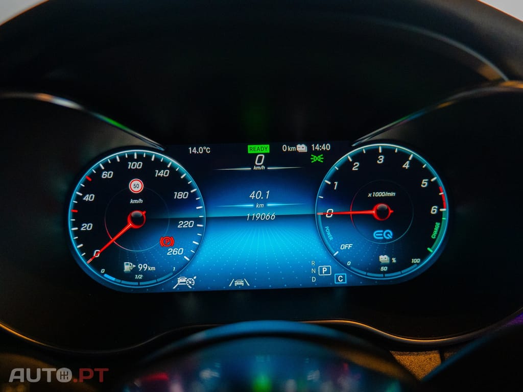 Mercedes-Benz GLC 300 4MATIC AMG LINE