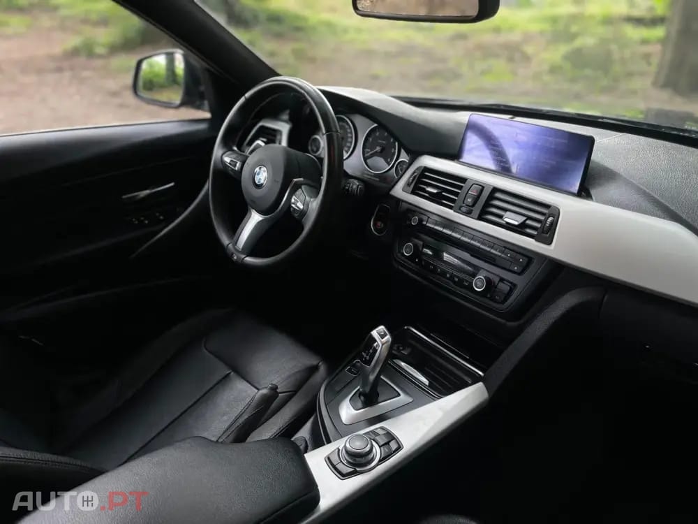 BMW 320 d Touring xDrive Pack M Auto