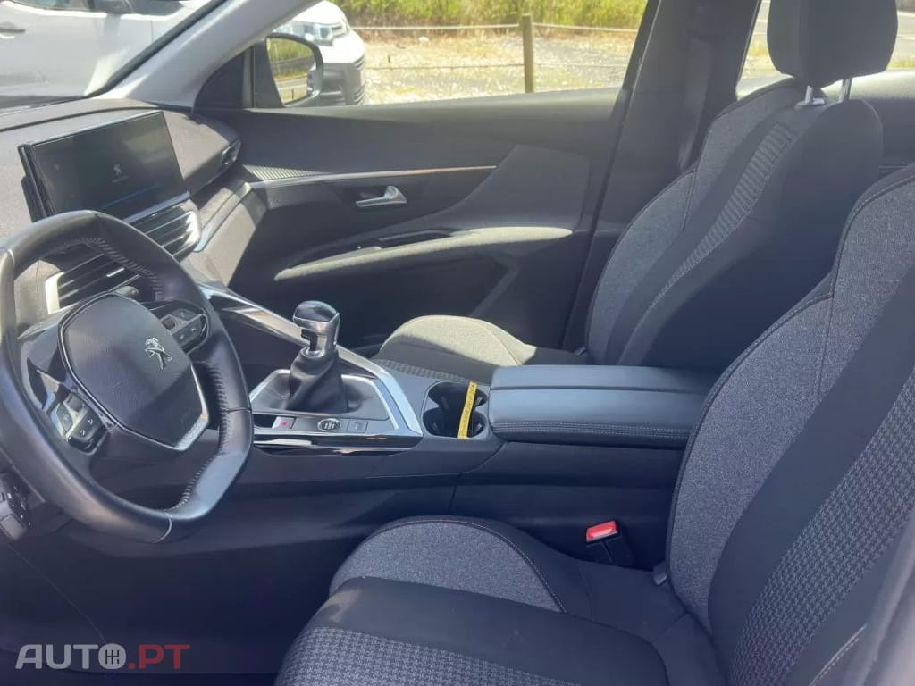 Peugeot 3008 1.5 BlueHDi Active Pack