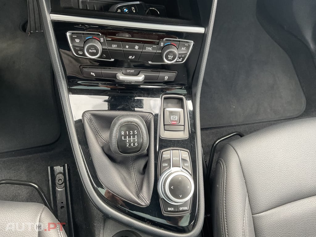 BMW 216 d Advantage