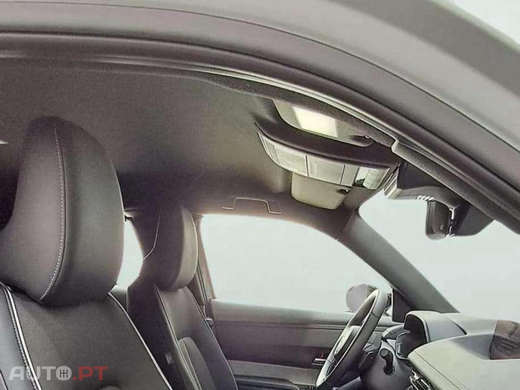 Mazda MX-30 e-Skyactiv Makoto Urban Expression