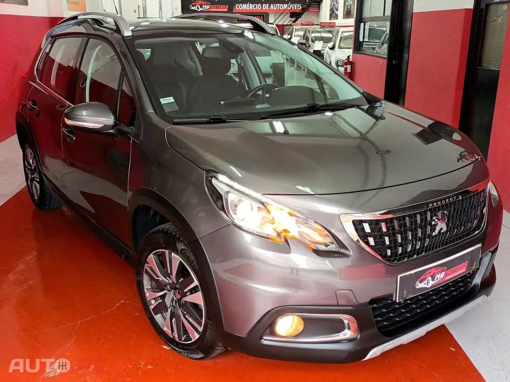Peugeot 2008 1.2 PureTech Allure