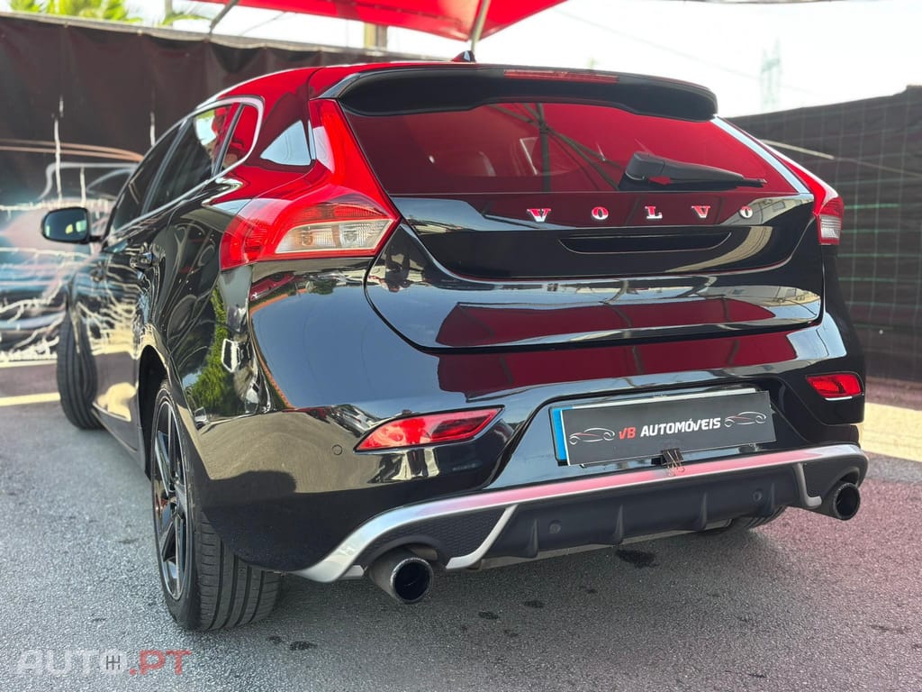 Volvo V40 1.6 D2 R-Design