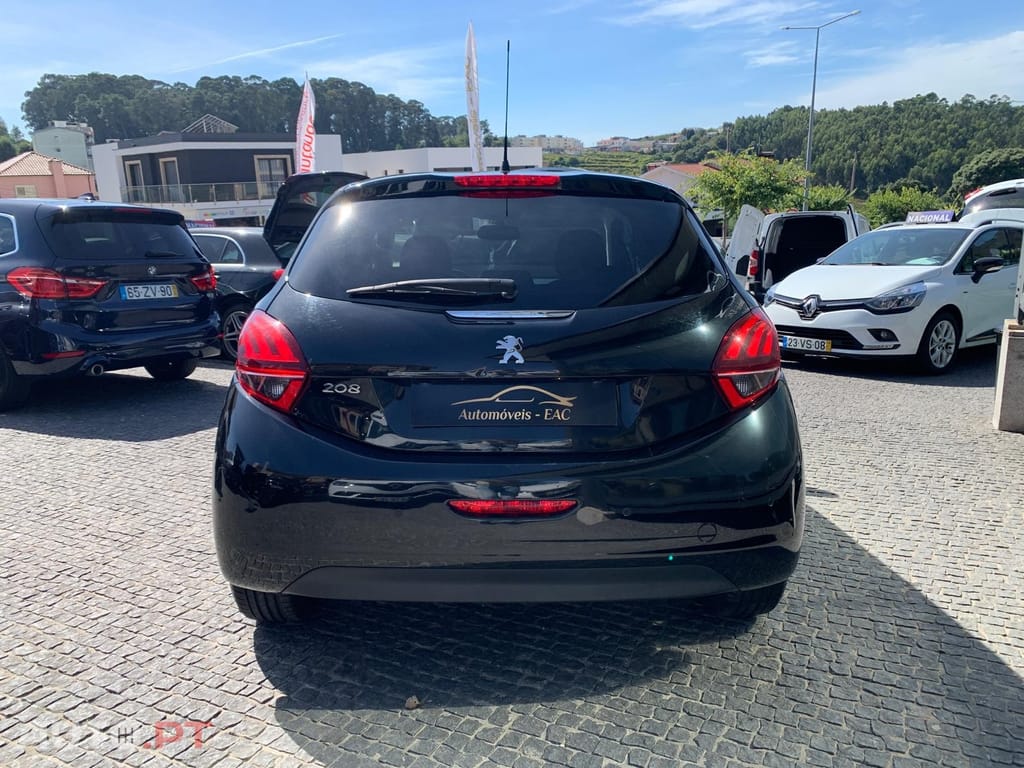 Peugeot 208 1.5 BlueHDi Signature