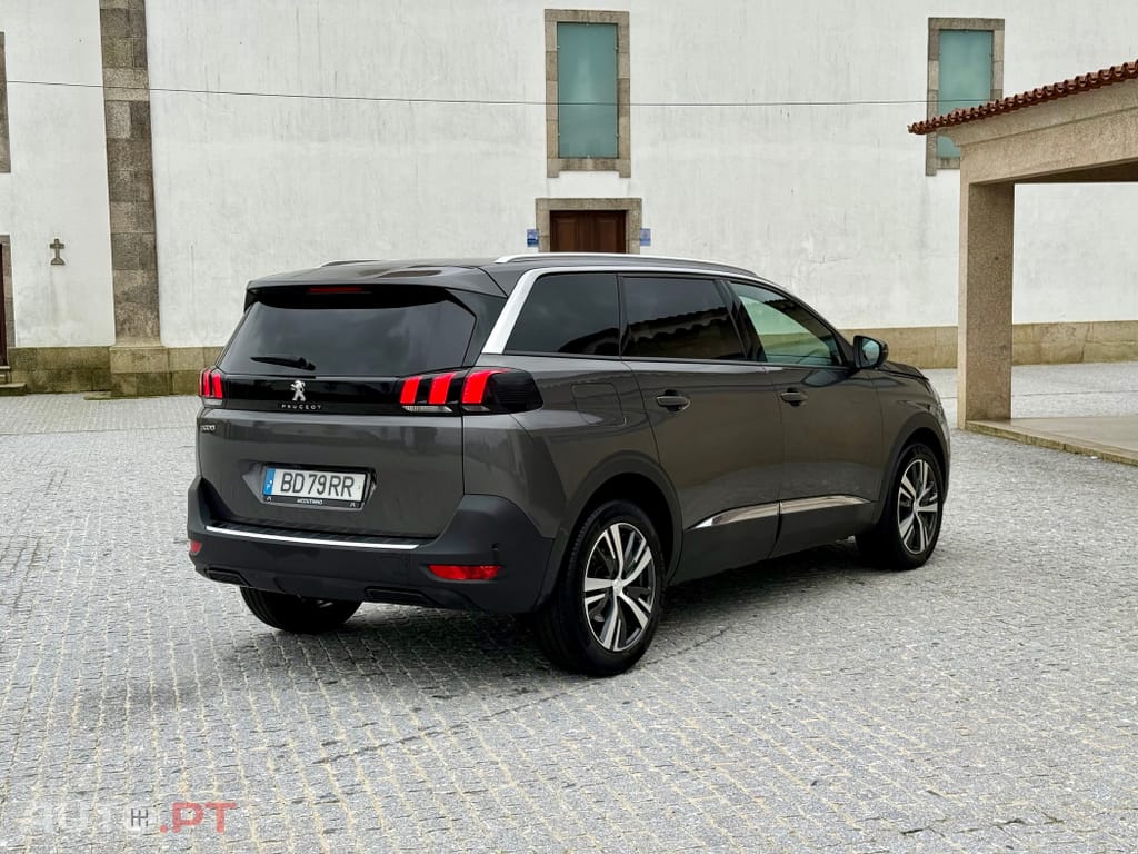 Peugeot 5008 1.5 BlueHDi Allure EAT8