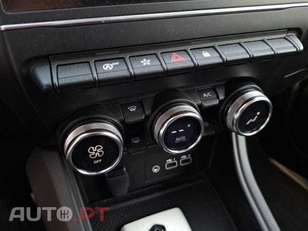 Renault Captur 1.0 TCe 100 Bi-Fuel techno