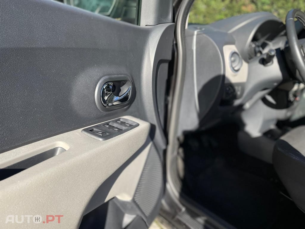 Dacia Lodgy 1.5 dCi Confort 7L