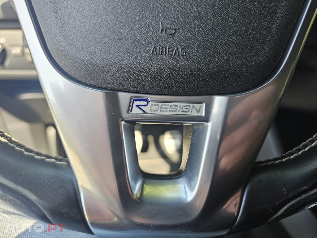 Volvo V40 1.6 D2 R-Design Momentum