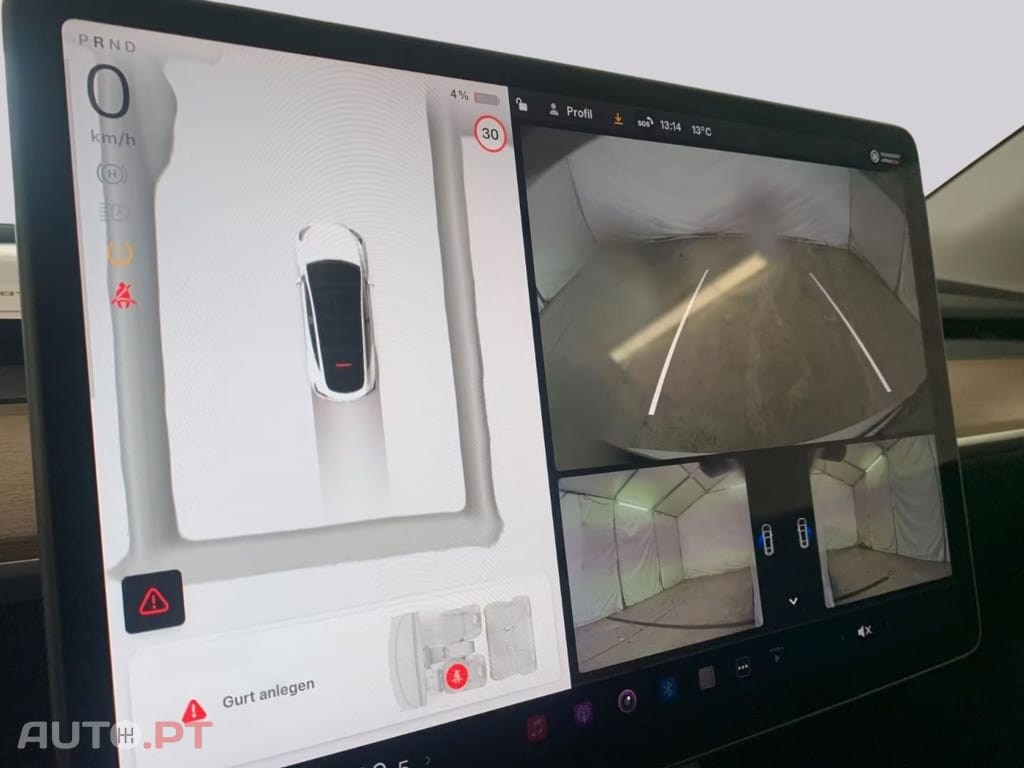 Tesla Model Y Standard Range RWD