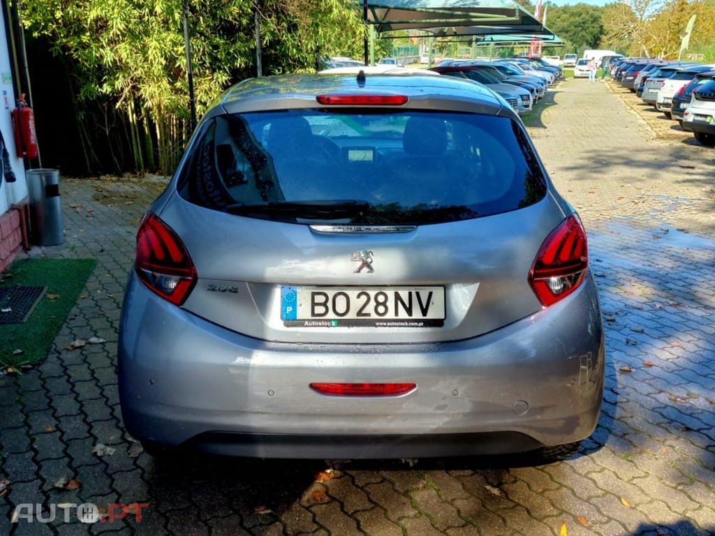 Peugeot 208 1.5 BlueHDi Active