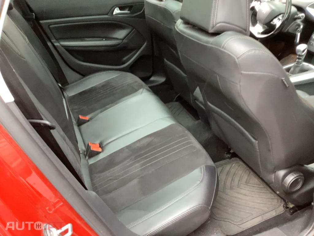 Peugeot 308 SW 1.2 e-THP Allure