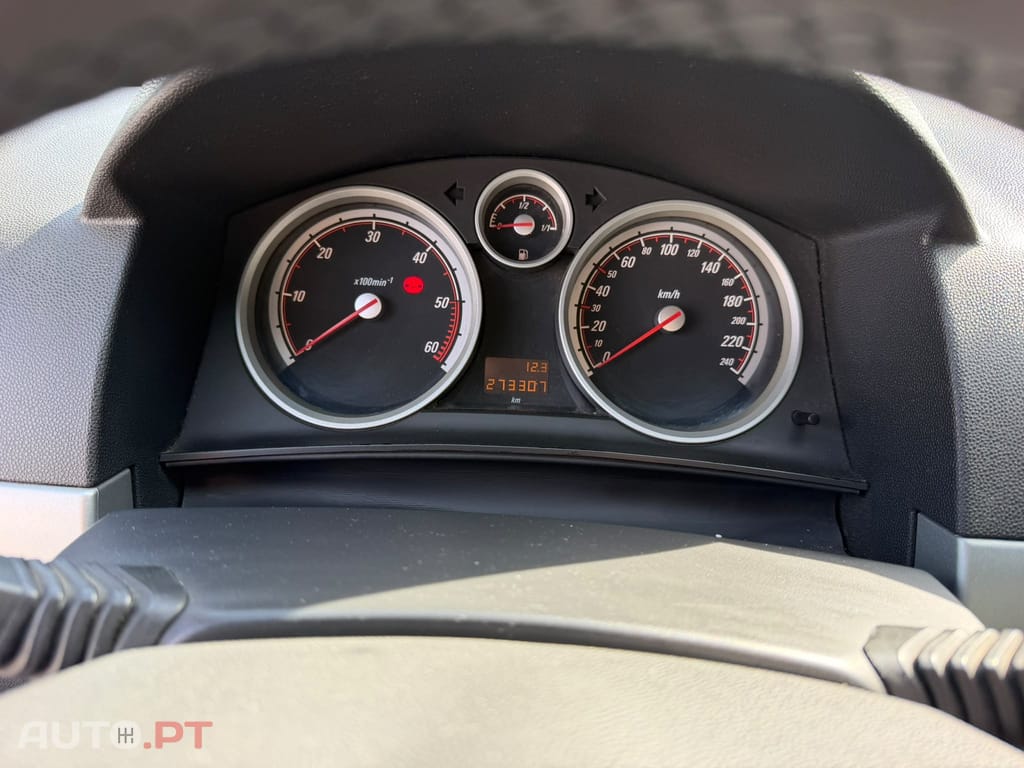Opel Astra GTC 1.3 CDTi