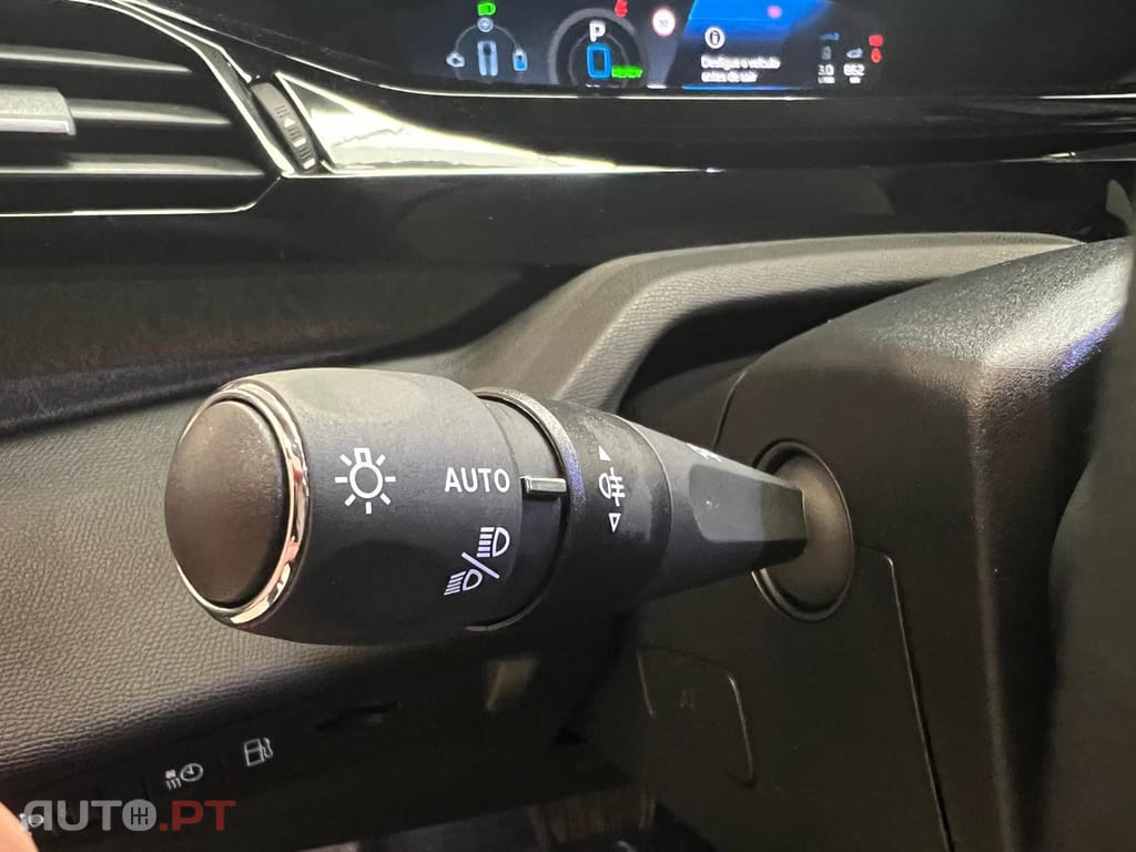 Peugeot 308 1.6 Hybrid Allure e-DCS7