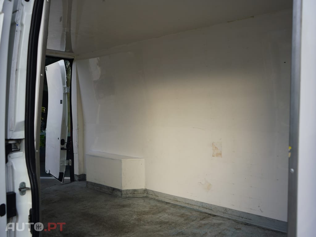 Citroen Jumper 2.2 BlueHDi 35 L3H2 Fibrada