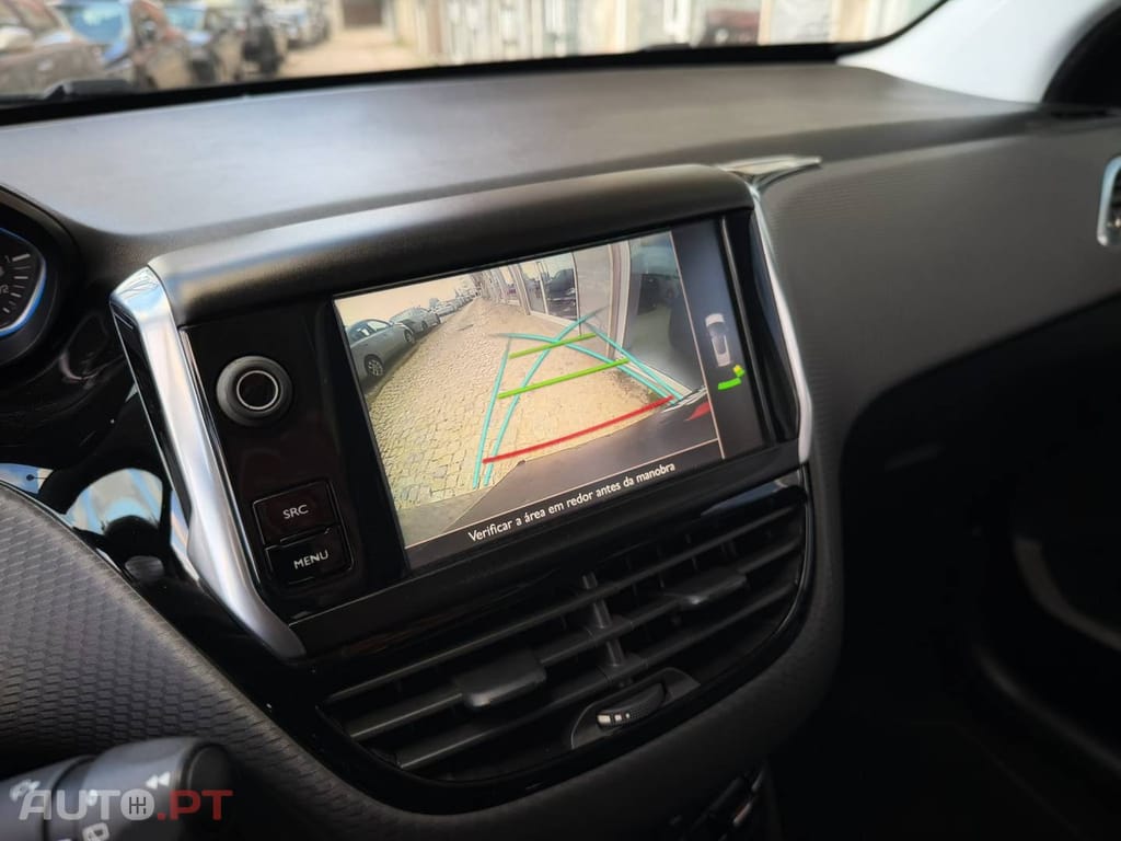 Peugeot 2008 1.2 PureTech Allure