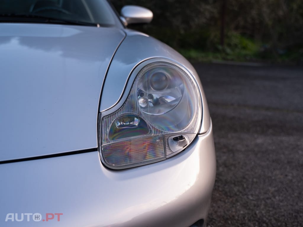 Porsche 996 Carrera 4 Coupé