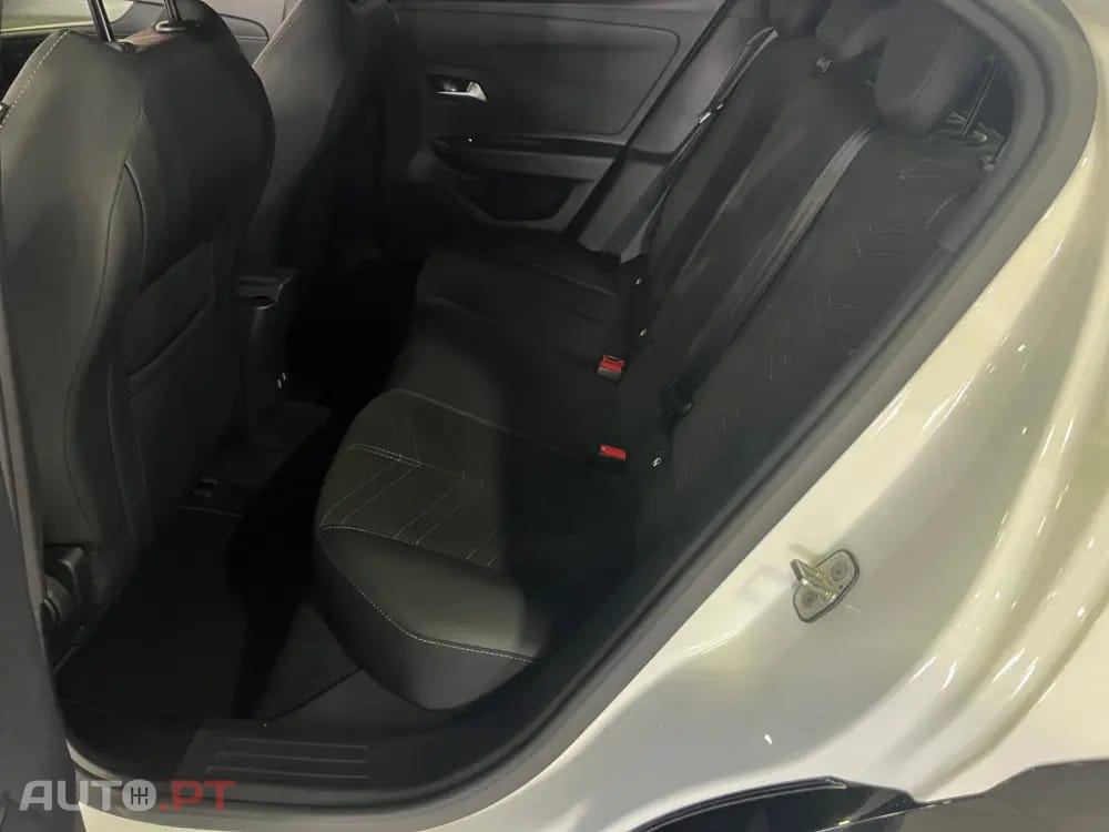 Opel Mokka 1.2 Hybrid GS eDCT
