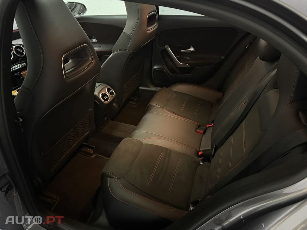 Mercedes-Benz A 160 d AMG Line