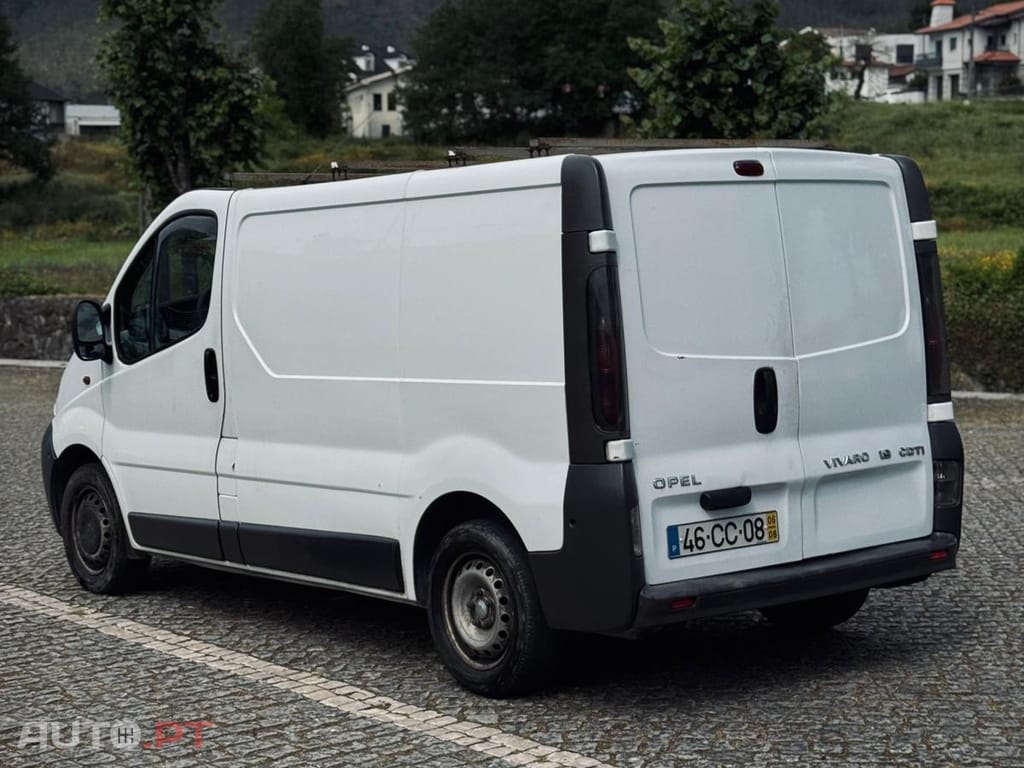 Opel Vivaro 1.9 CDTi L1 H1 2.7T