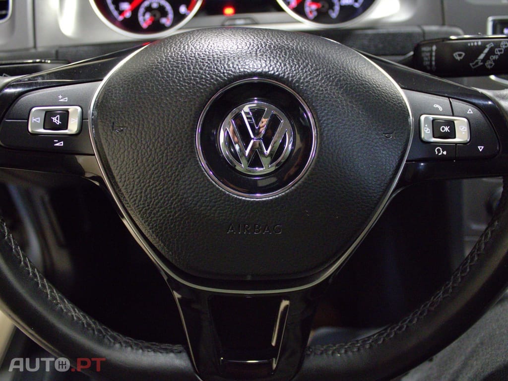 Volkswagen Golf 1.6 TDi Confortline