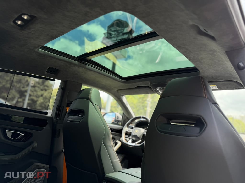 Lamborghini Urus 4.0 V8