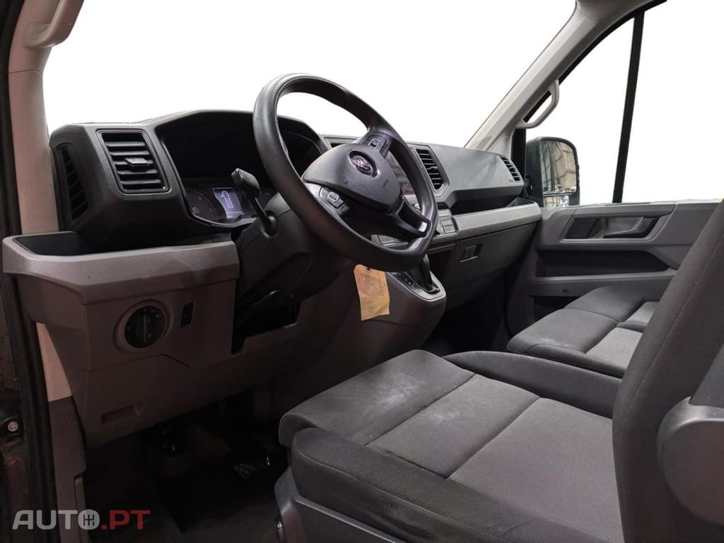 Volkswagen Crafter 35 2.0 TDI L4H3 Aut. Business