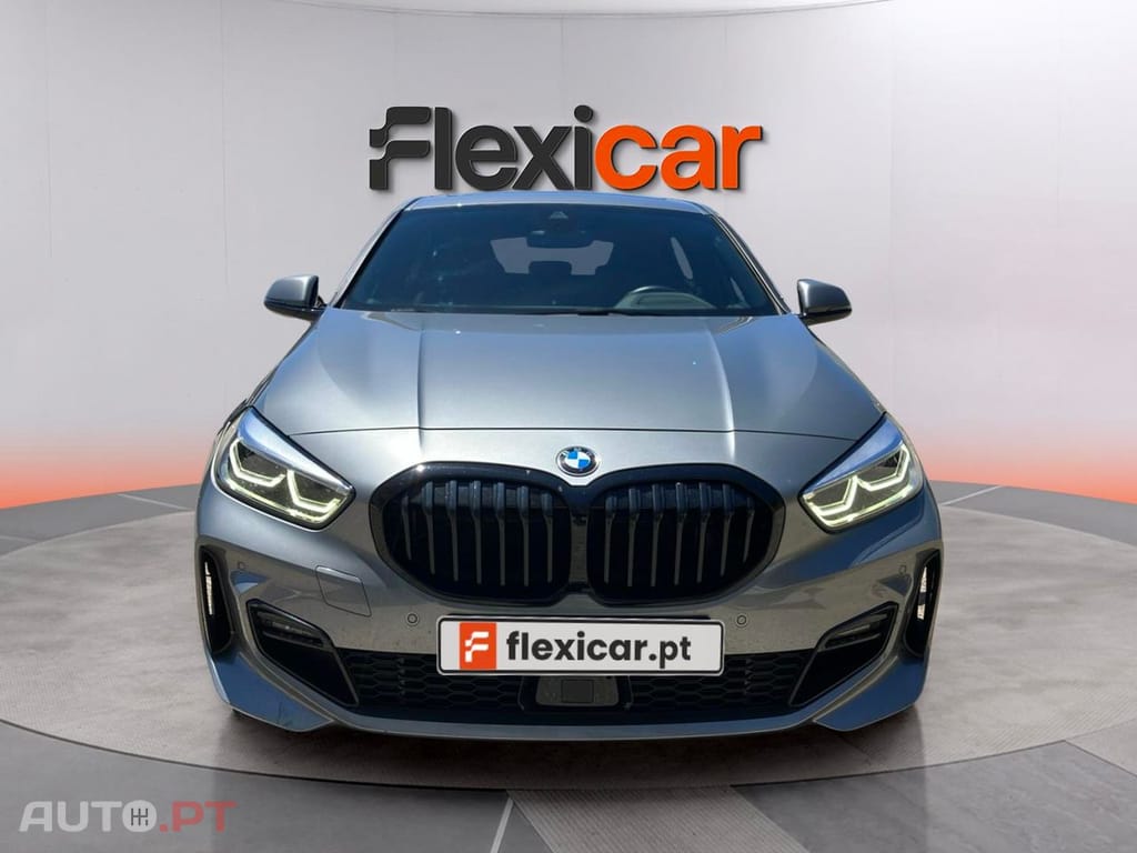 BMW 118 i Pack Desportivo M Auto
