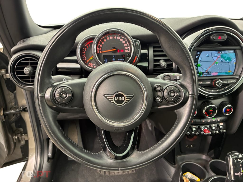 MINI Cooper GreenWich Edition