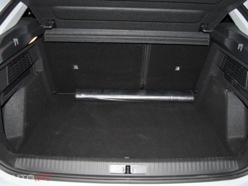 Citroen C4 1.2 Hybrid Plus e-DSC6