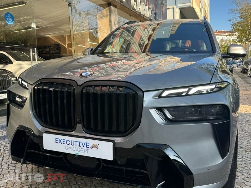 BMW X7 40 d xDrive Pack M Desportivo