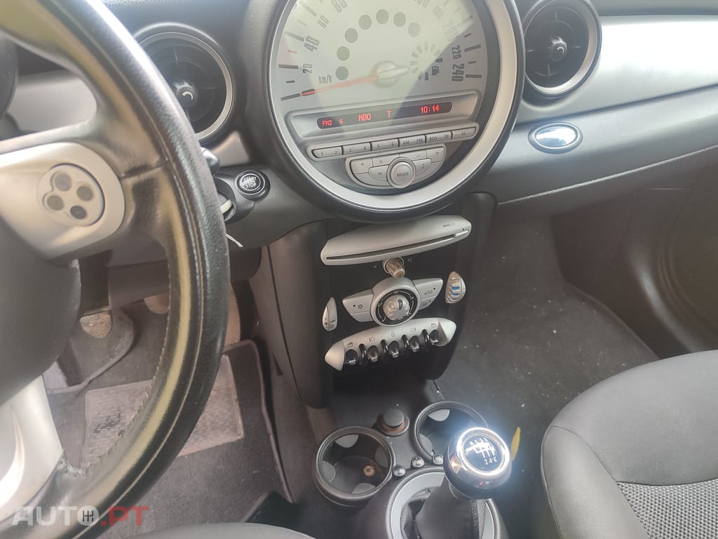 MINI Clubman Cooper 1.6i 130cv