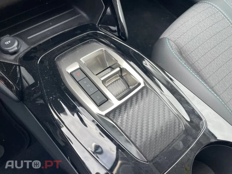 Peugeot E-208 Allure Pack Electric I.V.A DEDUTÍVEL 