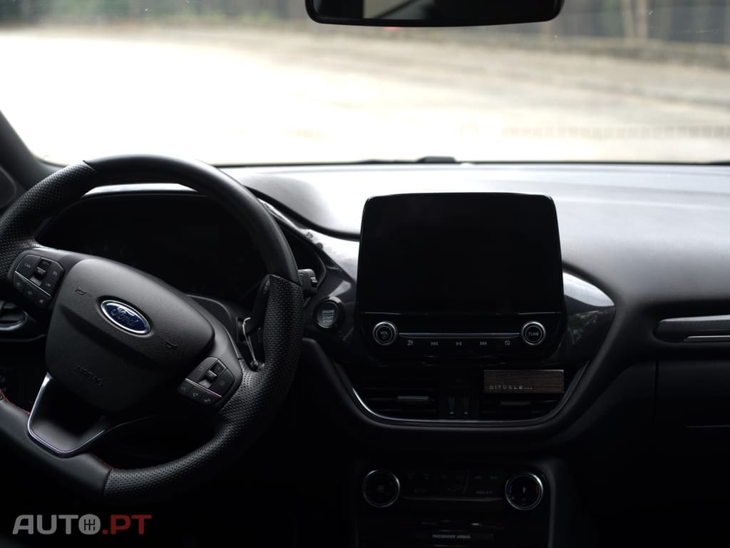 Ford Puma 1.0 Ecoboost Hybrid ST-Line Design
