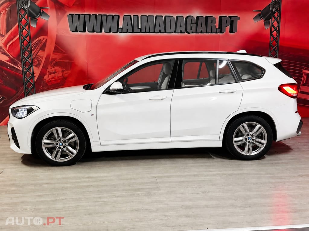 BMW X1 25 e xDrive Pack M