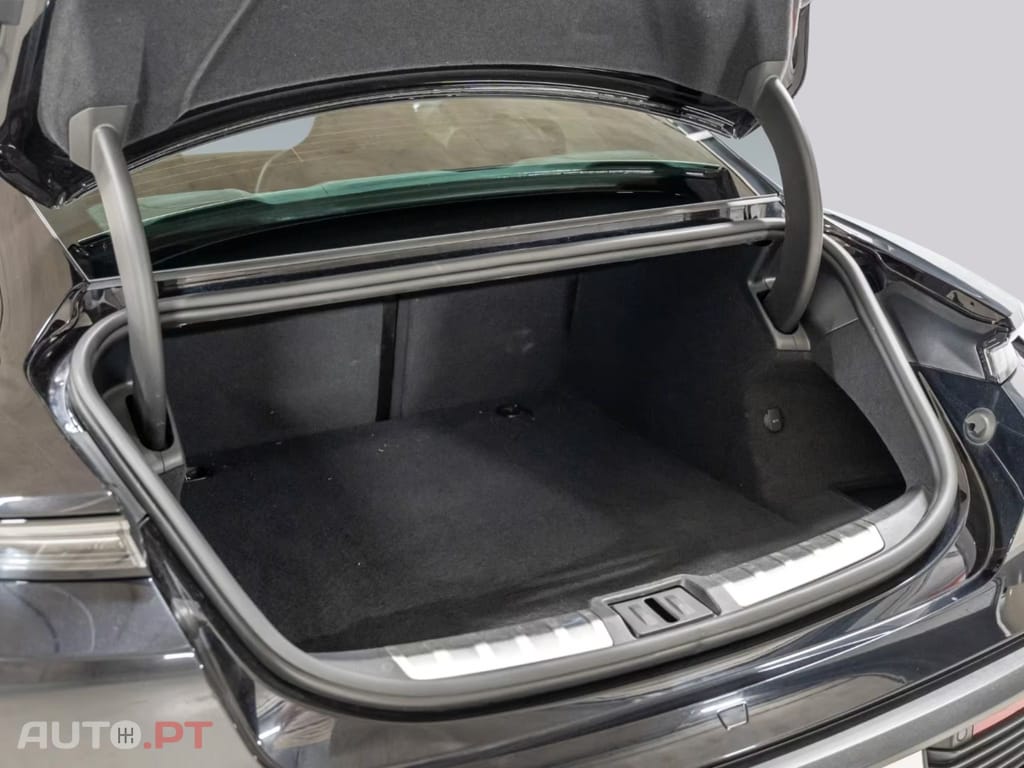 Porsche Taycan Turbo S I.V.A DEDUTIVEL