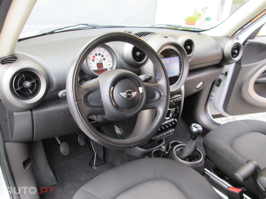 MINI Countryman 1.6 COOPER D