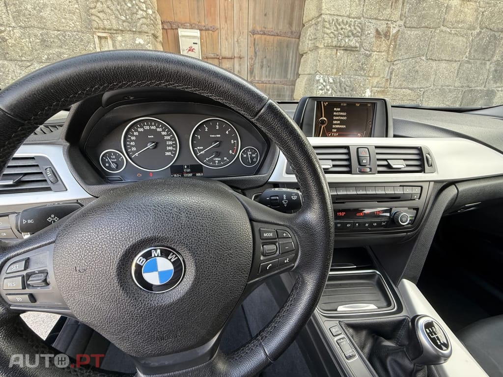 BMW 320 d Touring LifeStyle