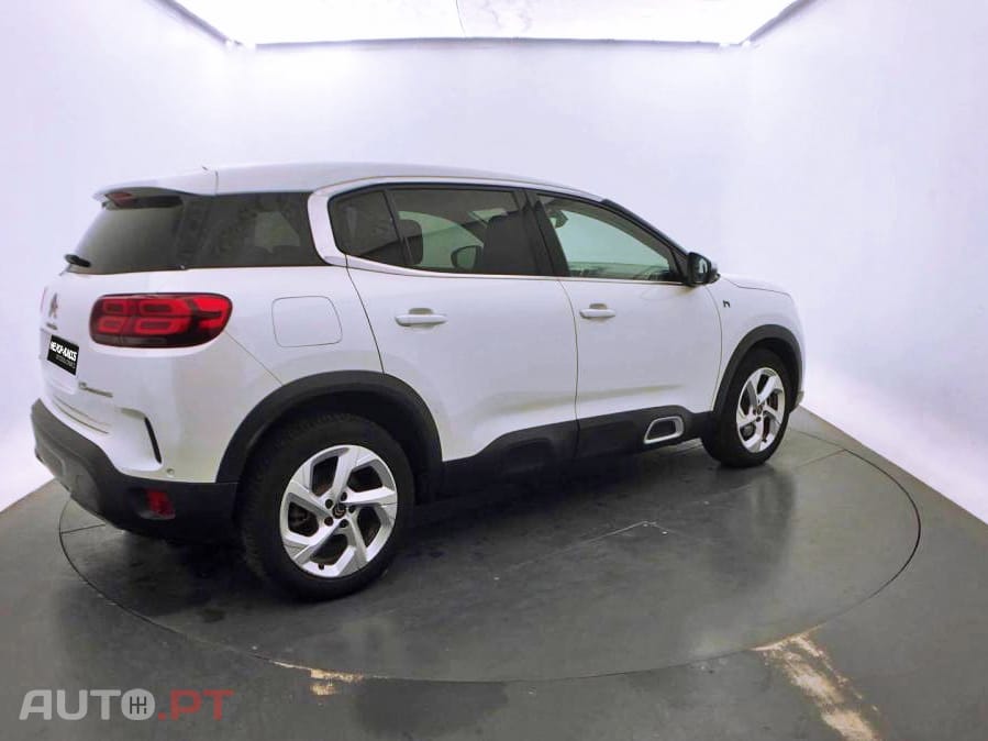 Citroen C5 Aircross 1.6 Hybrid Business e-EAT8