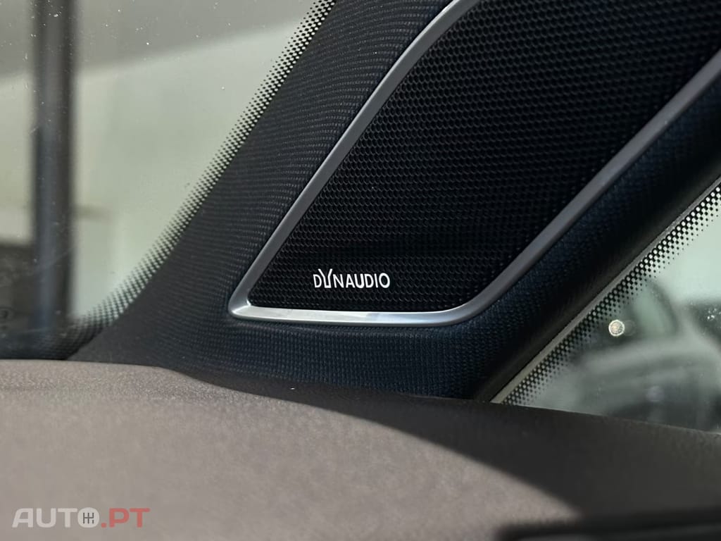 Volkswagen Golf Variant 2.0 TSI R 4Motion