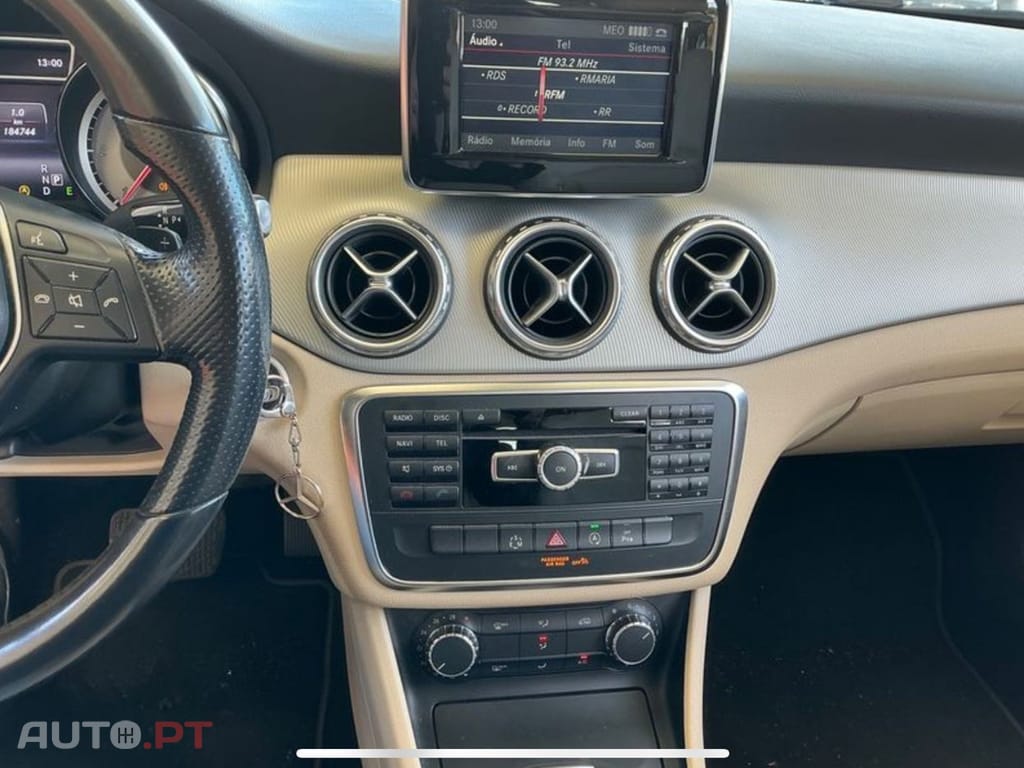 Mercedes-Benz GLA 180 d Urban Aut.