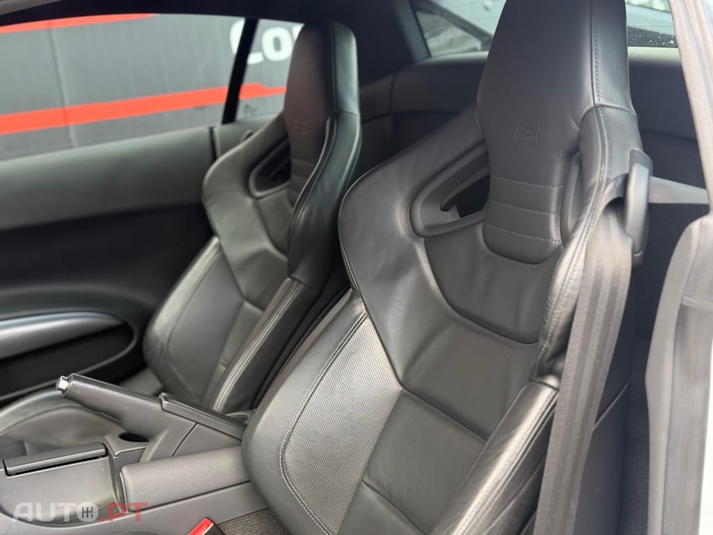 Audi R8 5.2 FSI quattro S tronic