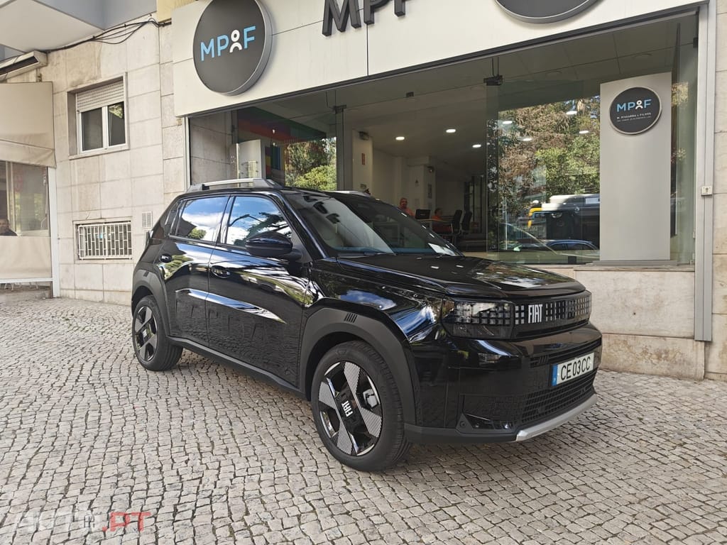 Fiat Grande Panda 1.2 Hybrid La Prima eDCT