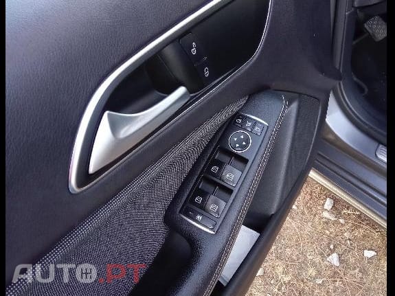 Mercedes-Benz 180 A180D