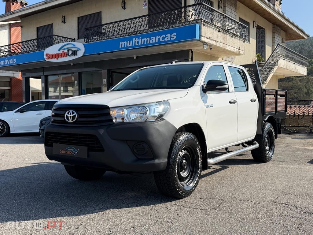 Toyota Hilux 2.4 D-4D 4WD CD CH