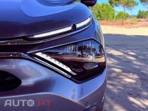 Citroen C4 1.2 PureTech Shine Pack EAT8