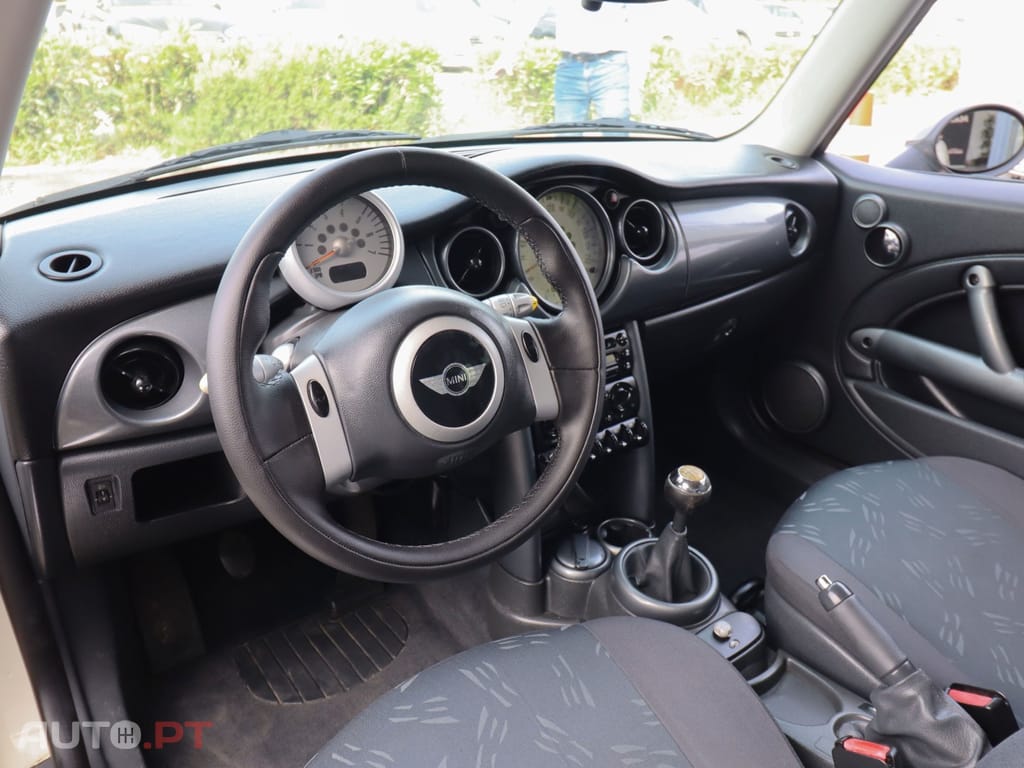 MINI Cooper One 1.4 D