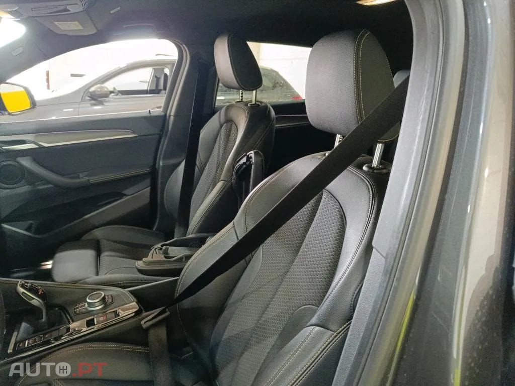 BMW X2 16 d sDrive Auto