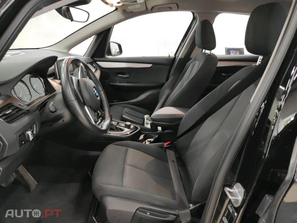 BMW 225 iPerformance
