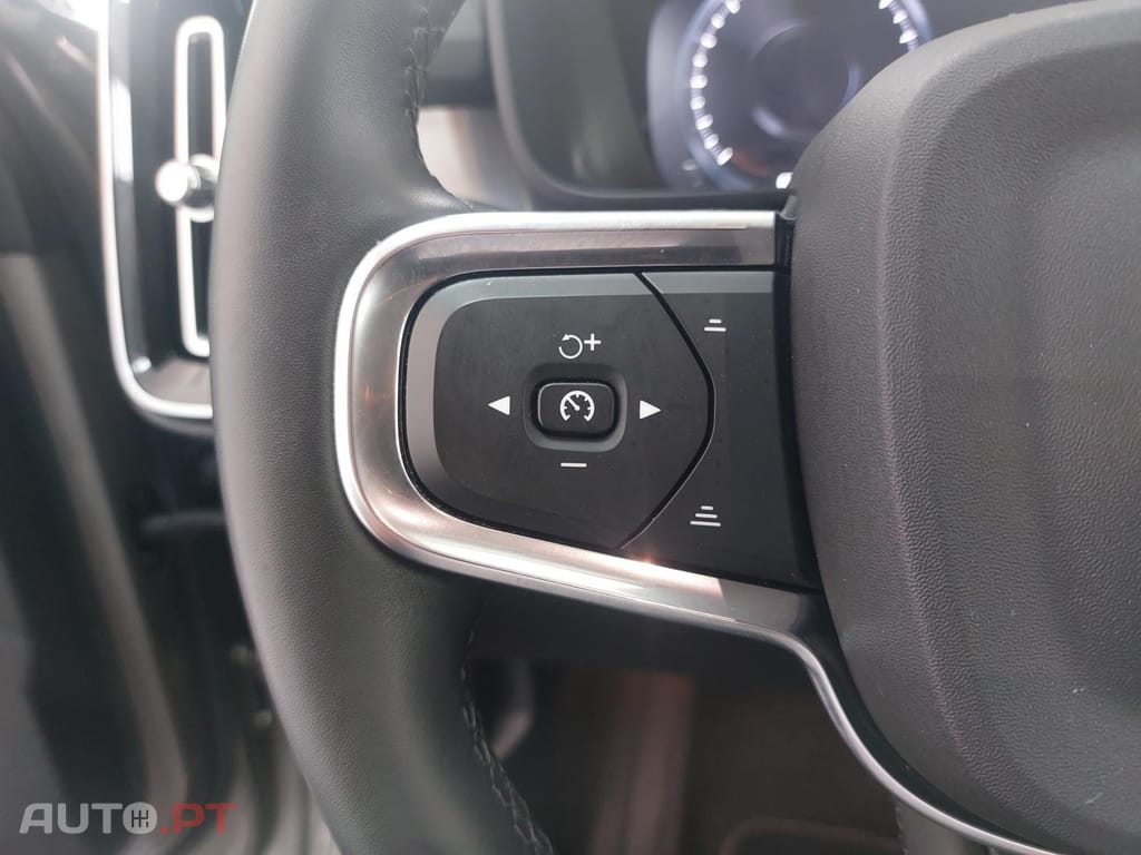 Volvo XC40 1.5 T4 PHEV Inscription Expression